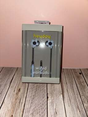 Heyday Wired Earbuds with Flower Design - Light Blue